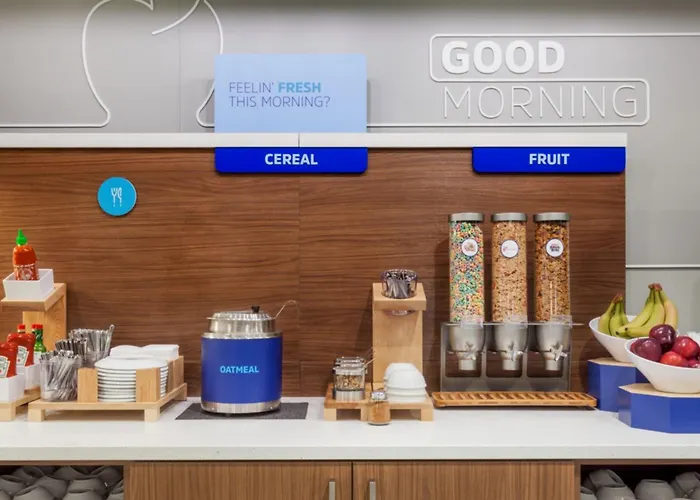 Holiday Inn Express Fort Lauderdale North - Executive Airport By Ihg